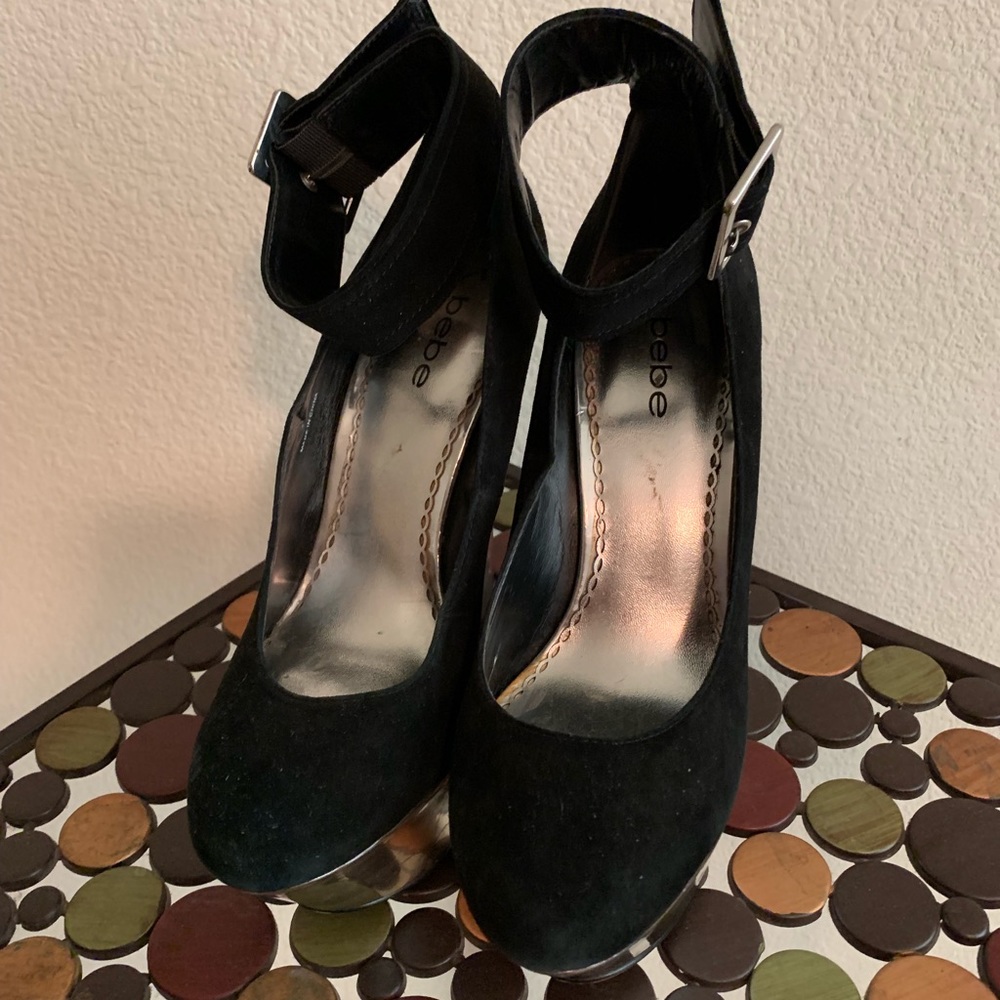 Bebe Black Wedges